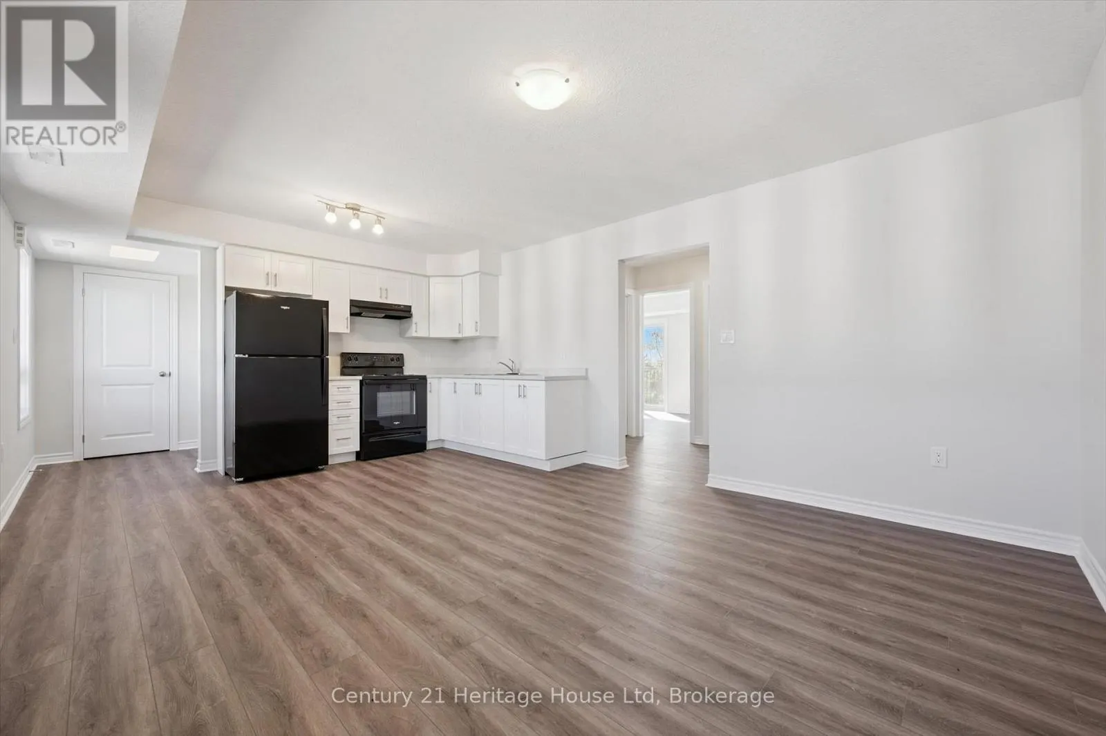 3 - 465 GARAFRAXA STREET W, #3