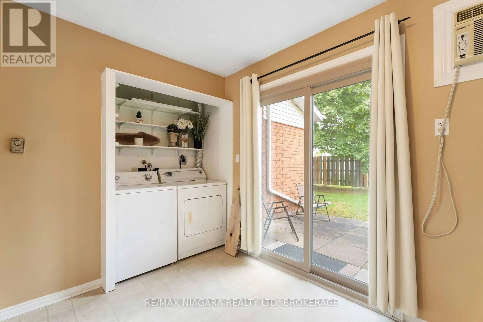 7 - 35 NOVA CRESCENT, #7