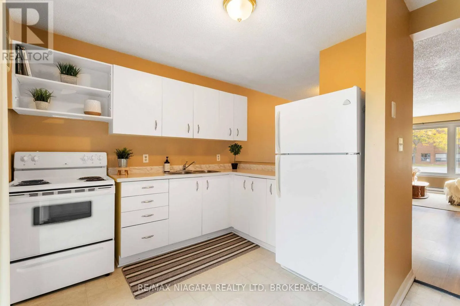 7 - 35 NOVA CRESCENT, #7