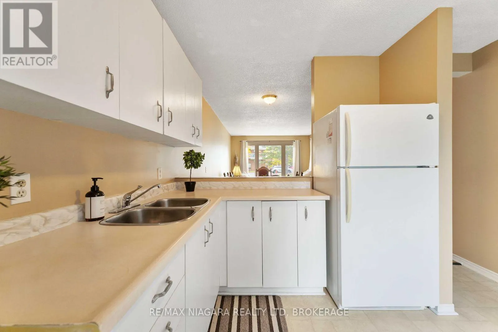 7 - 35 NOVA CRESCENT, #7