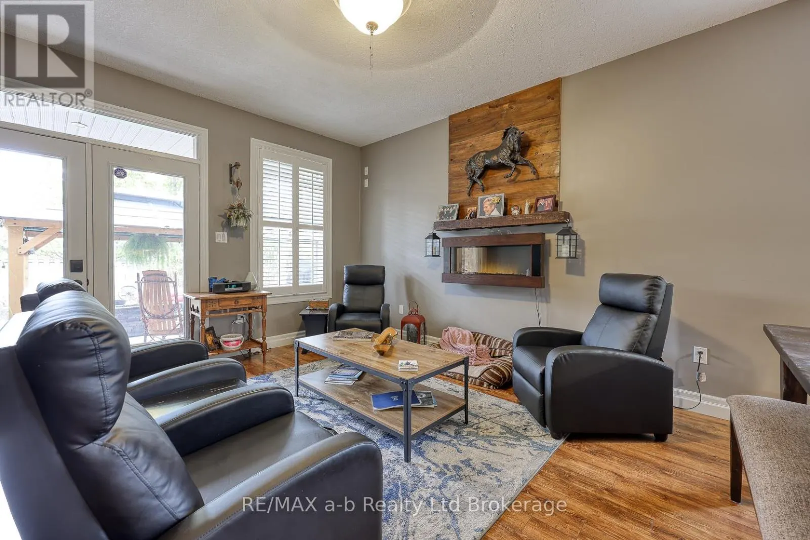 111 KING STREET EAST, UNIT 22 STREET