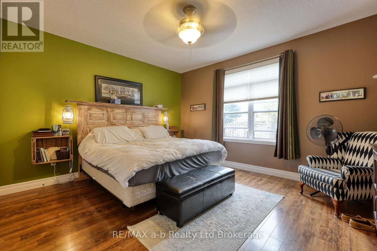 111 KING STREET EAST, UNIT 22 STREET