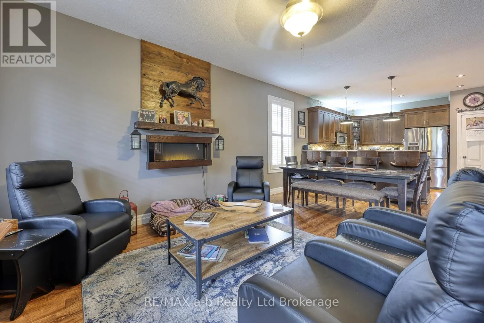 111 KING STREET EAST, UNIT 22 STREET