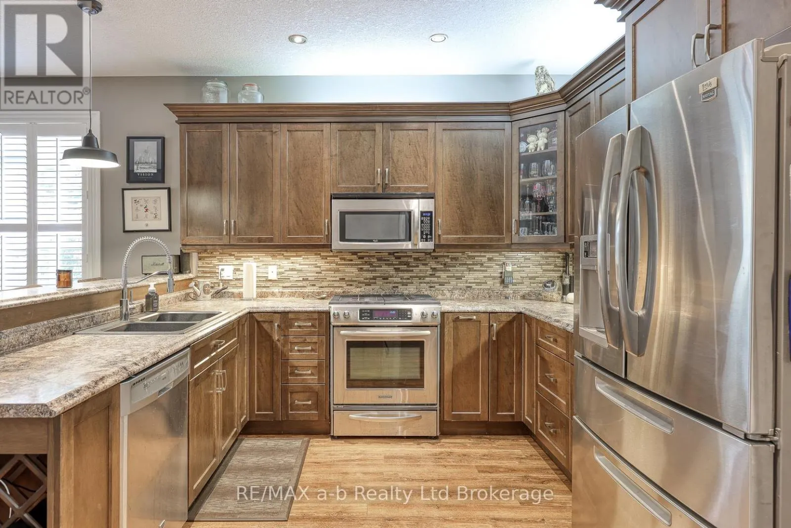 111 KING STREET EAST, UNIT 22 STREET