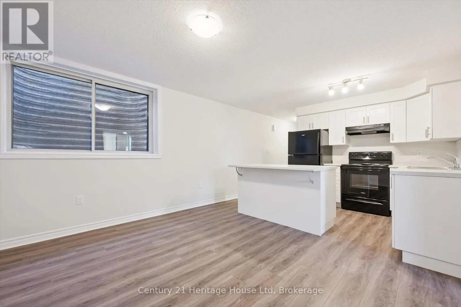 5 - 465 GARAFRAXA STREET W, #5