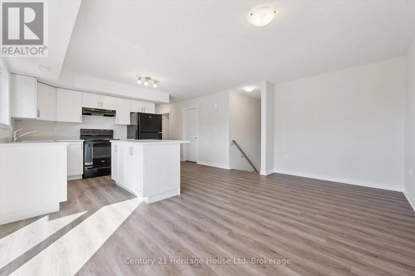 5 - 465 GARAFRAXA STREET W, #5