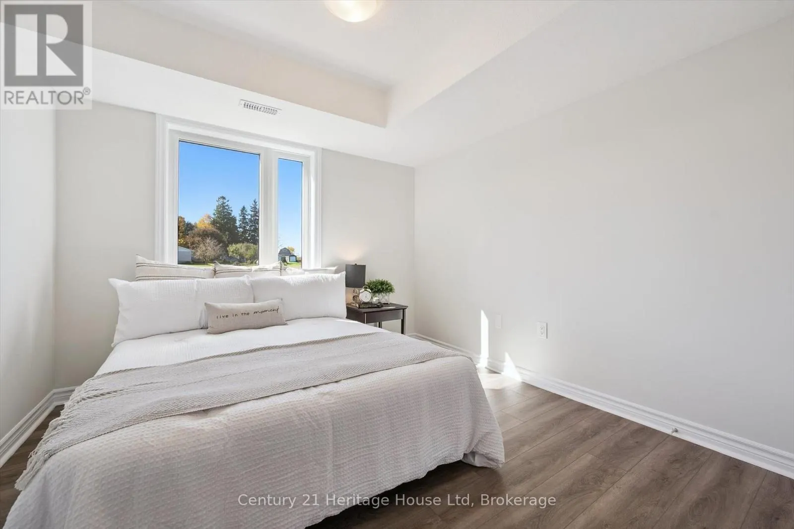 5 - 465 GARAFRAXA STREET W, #5