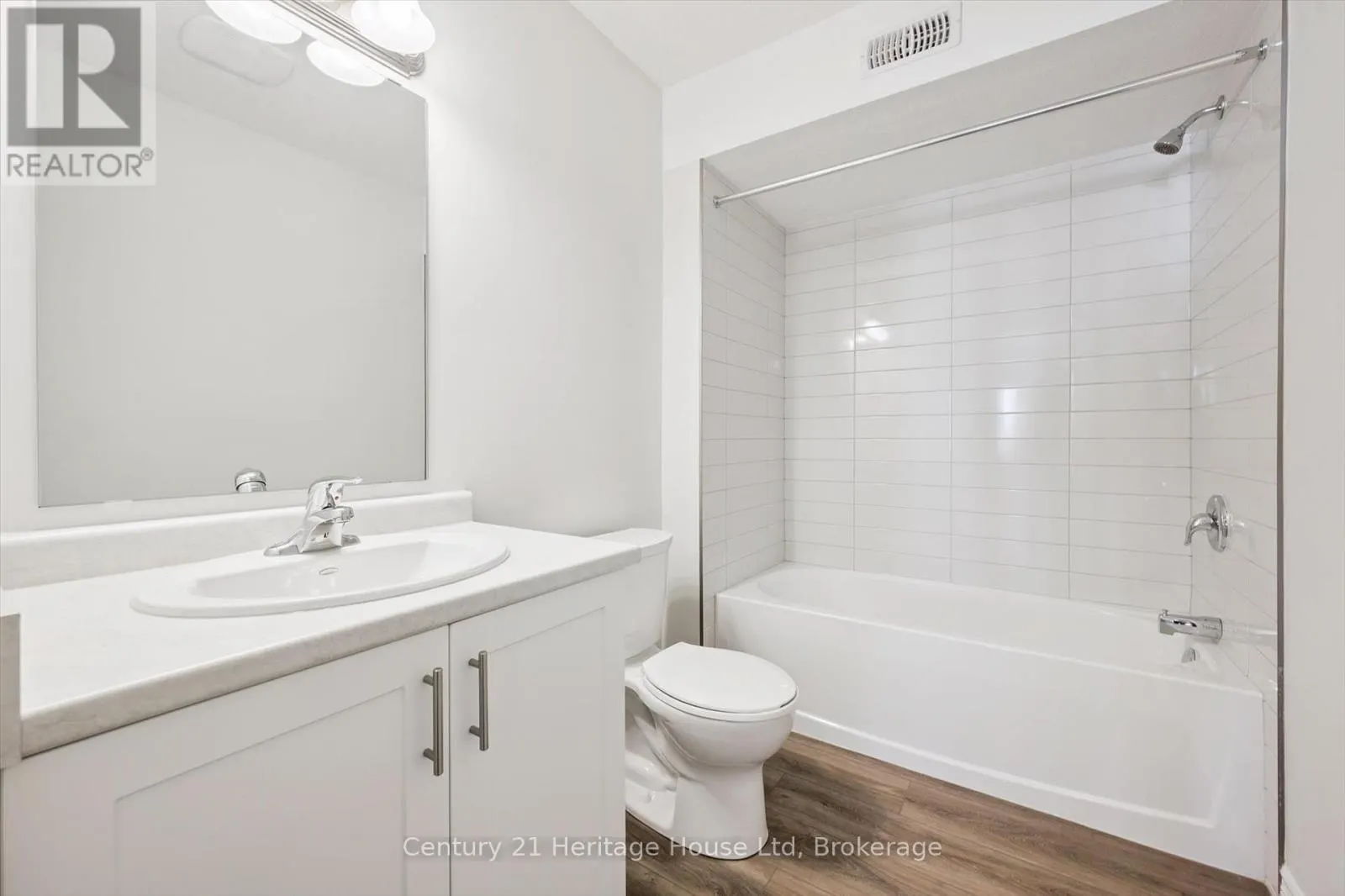 5 - 465 GARAFRAXA STREET W, #5