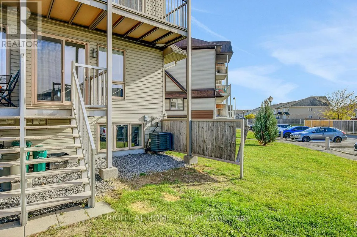 739 LAKERIDGE DRIVE