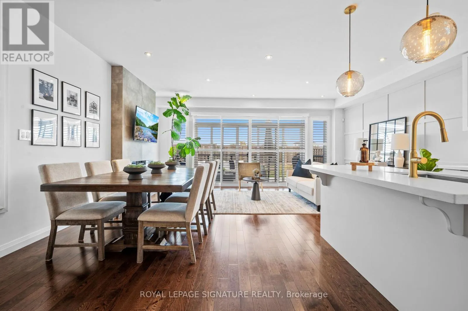 22 - 35 MIDHURST HEIGHTS