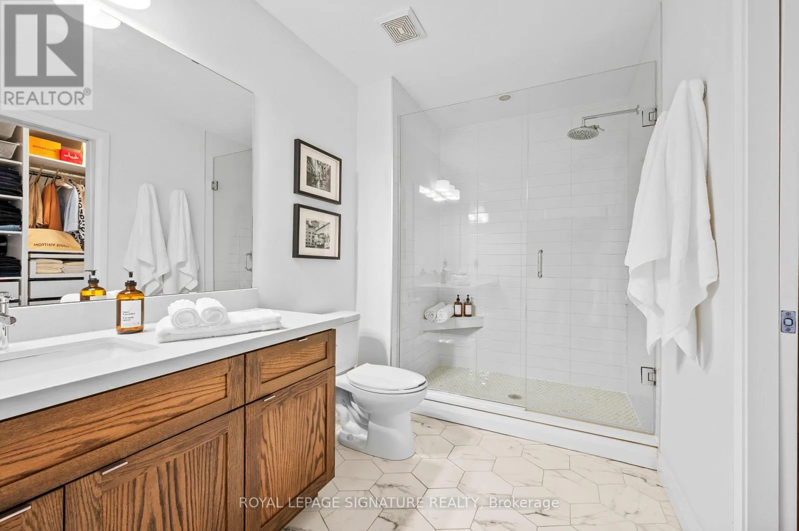 22 - 35 MIDHURST HEIGHTS