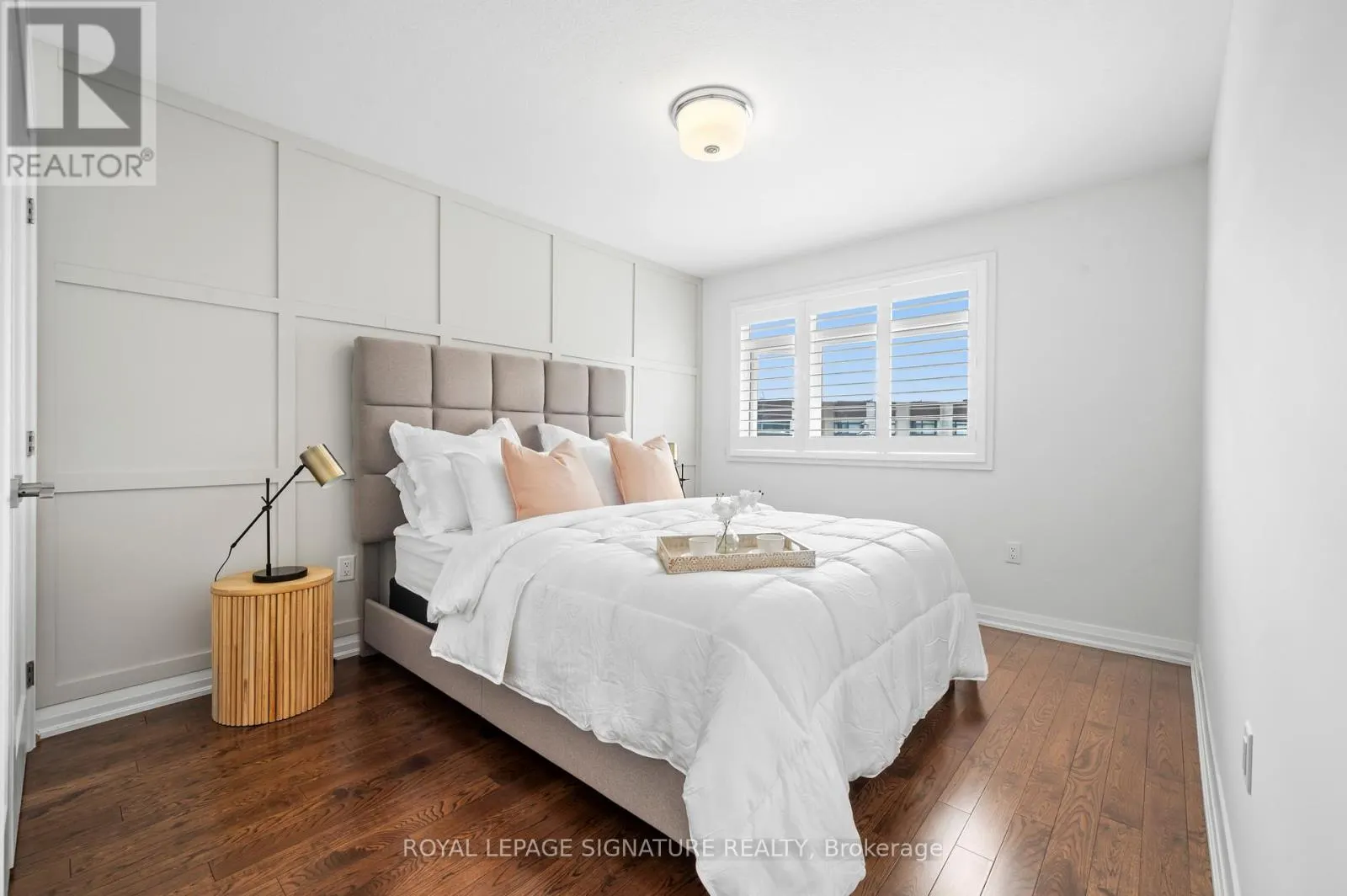 22 - 35 MIDHURST HEIGHTS