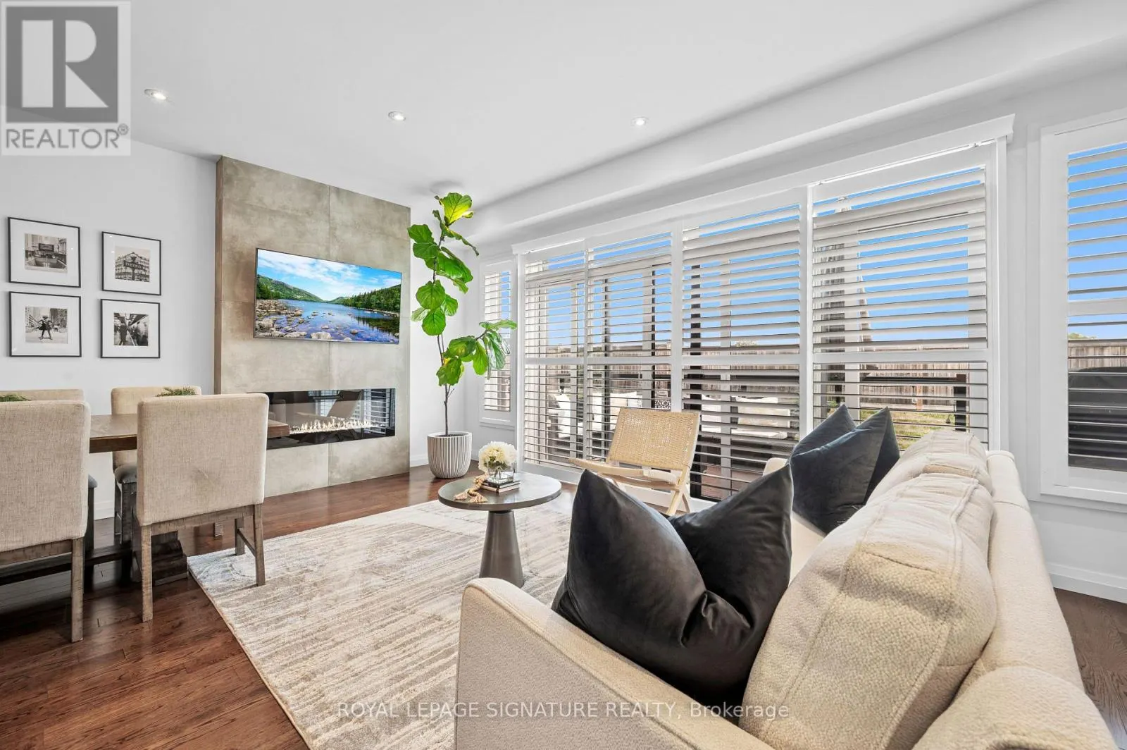 22 - 35 MIDHURST HEIGHTS