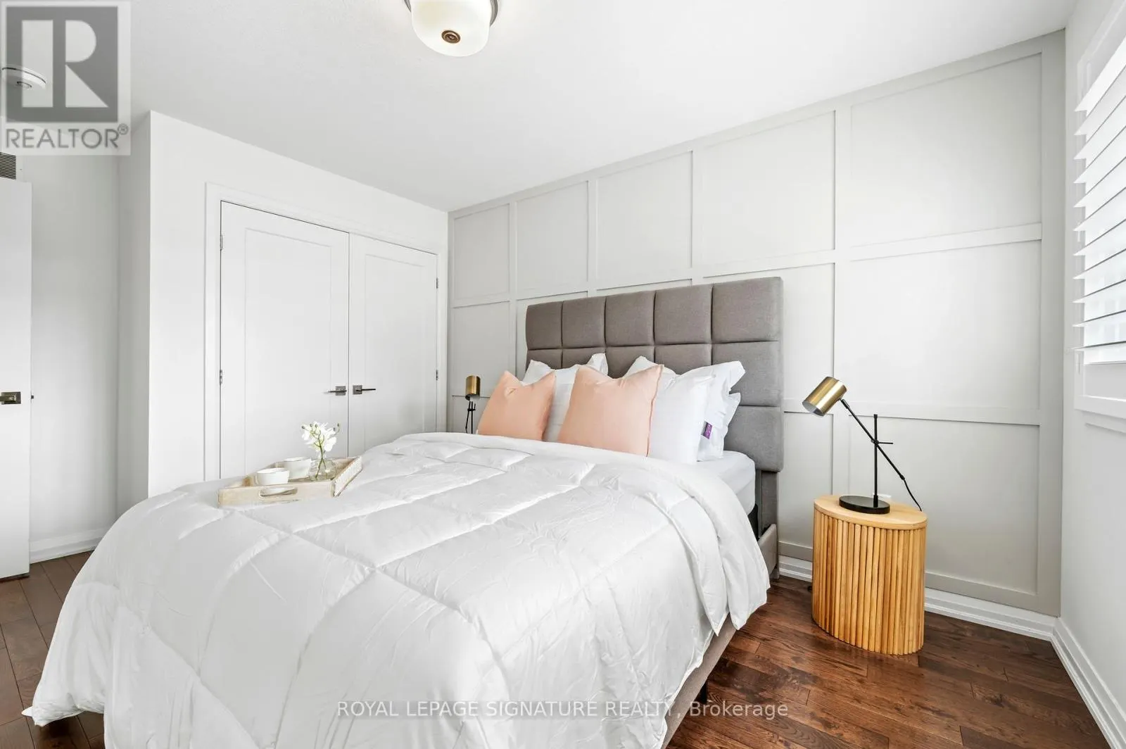 22 - 35 MIDHURST HEIGHTS
