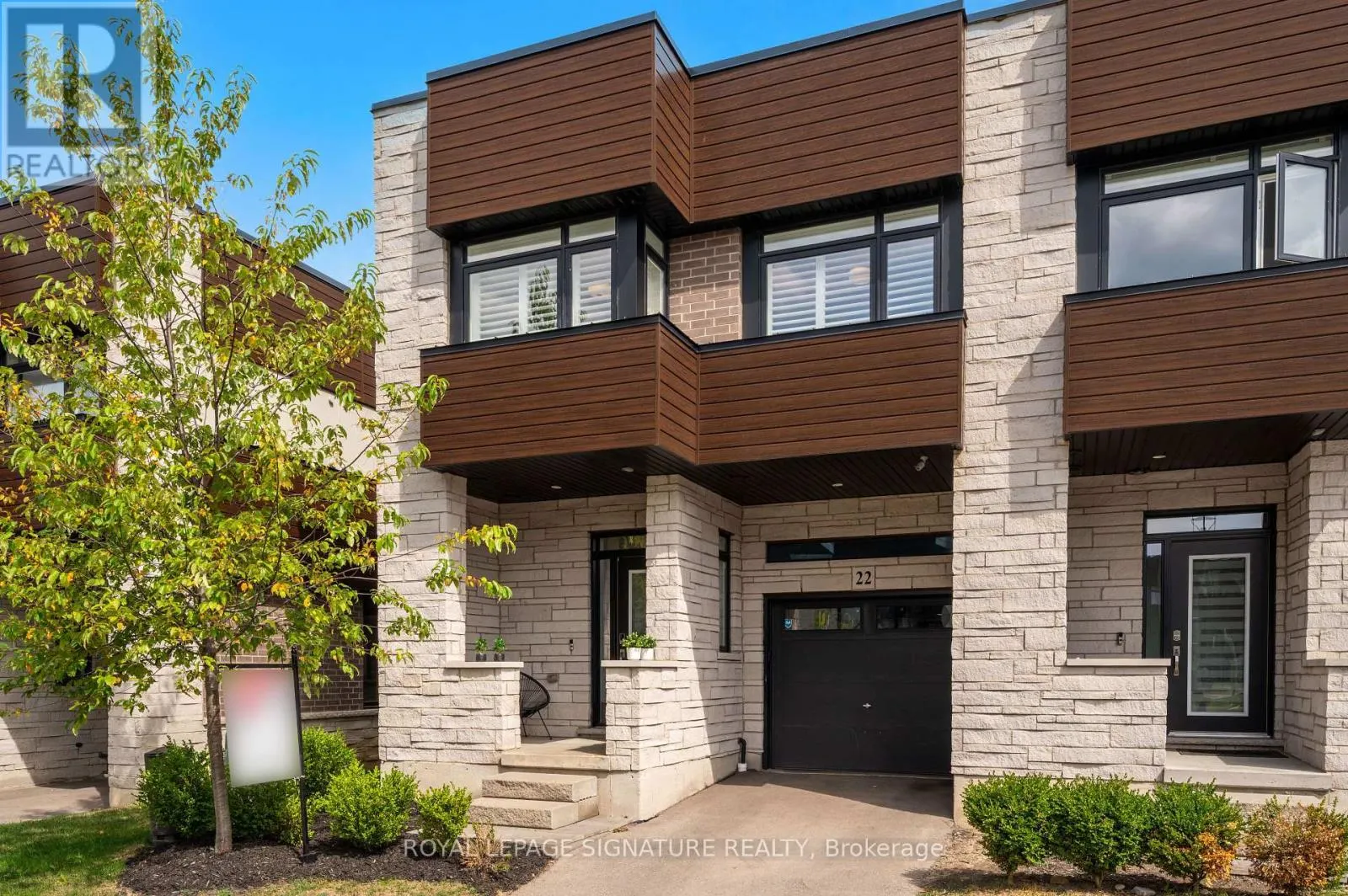 22 - 35 MIDHURST HEIGHTS