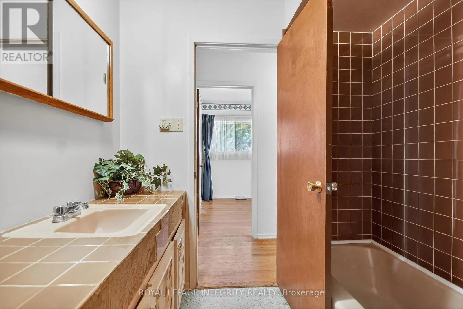 2106 DUNELM STREET