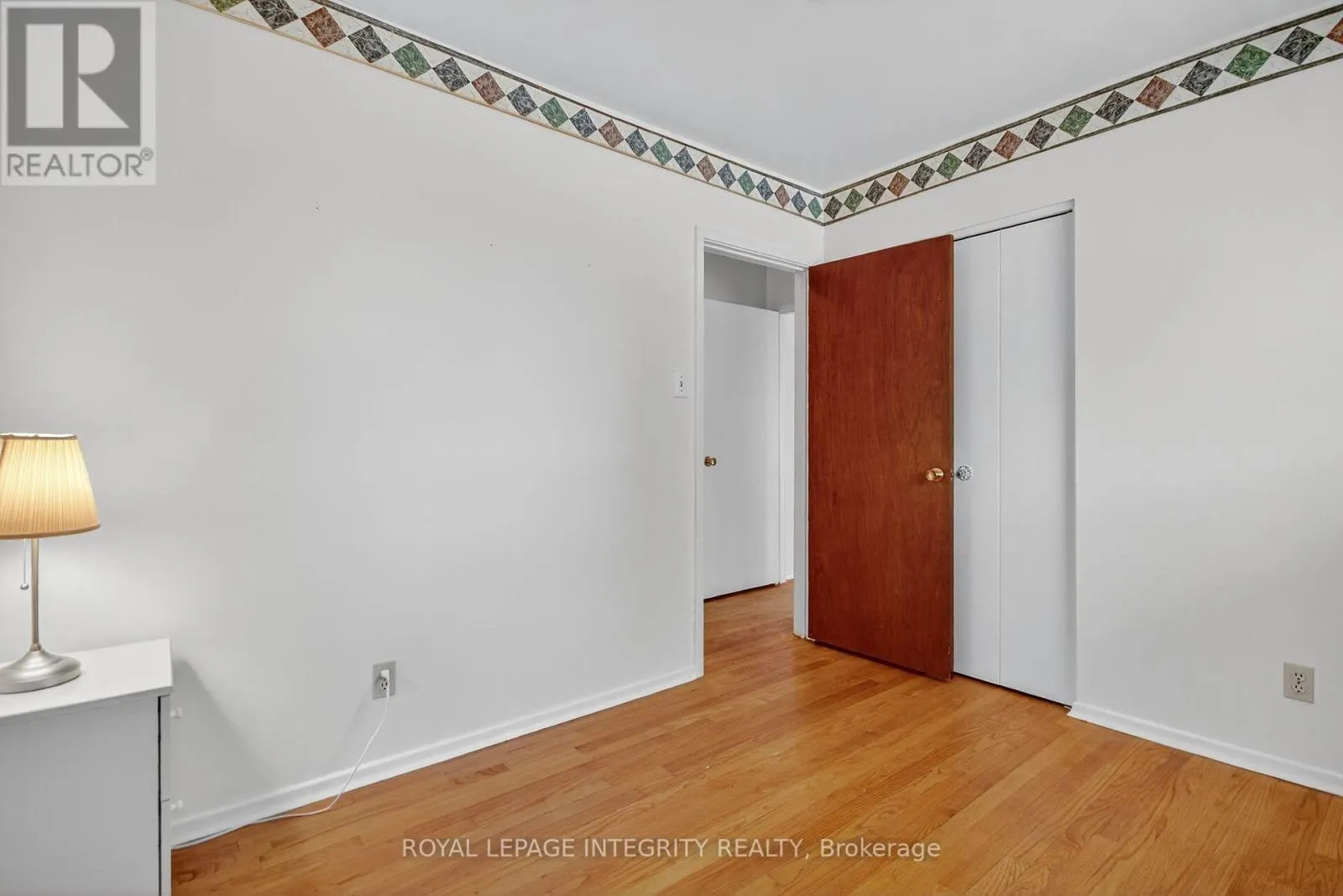 2106 DUNELM STREET