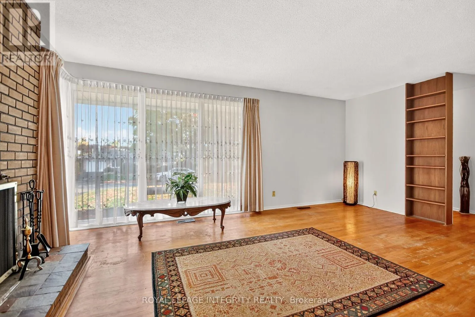 2106 DUNELM STREET