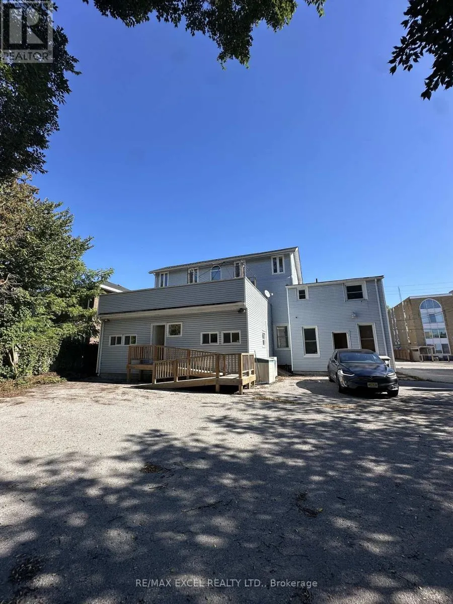 319 DIVISION STREET