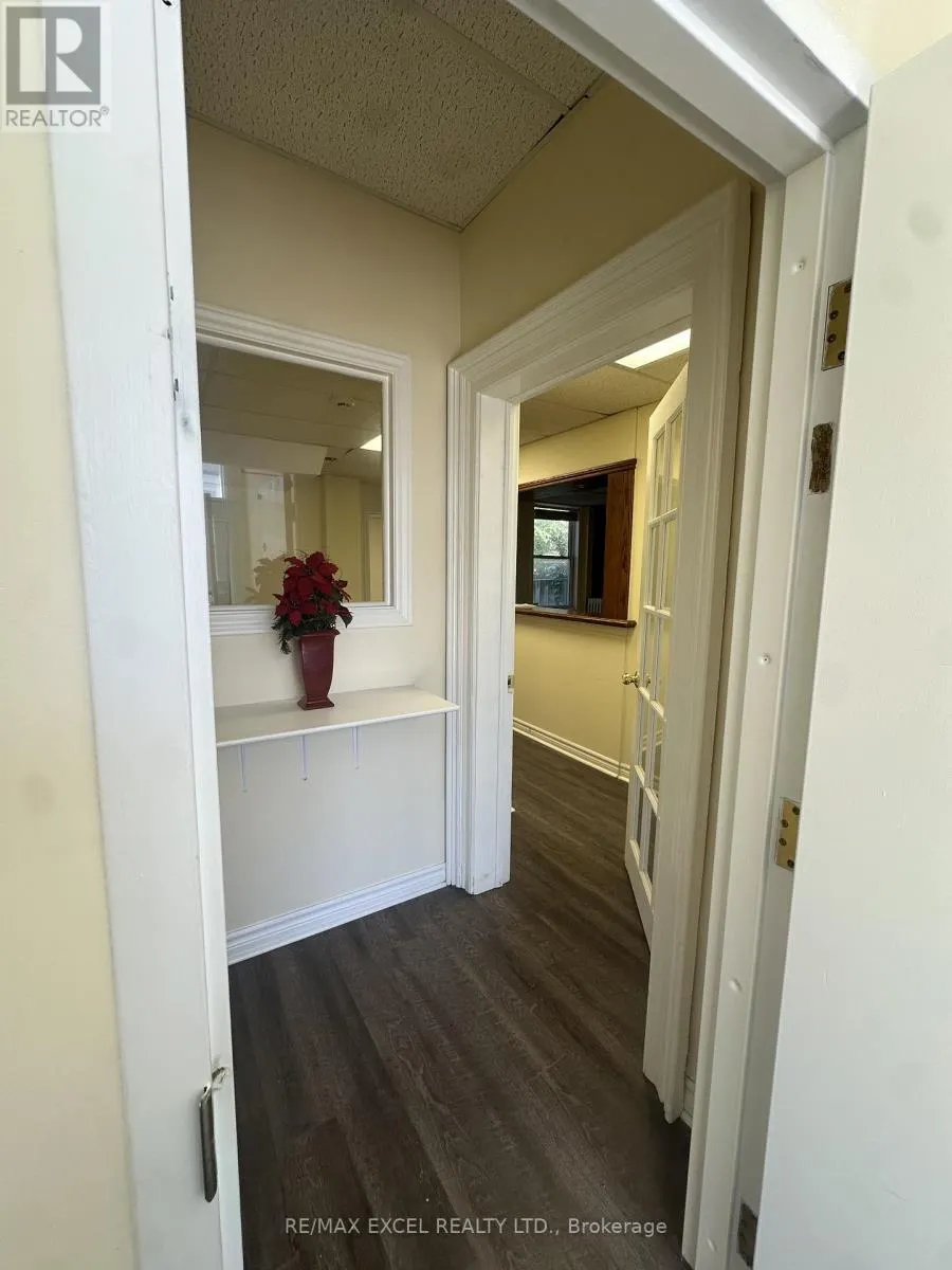 319 DIVISION STREET