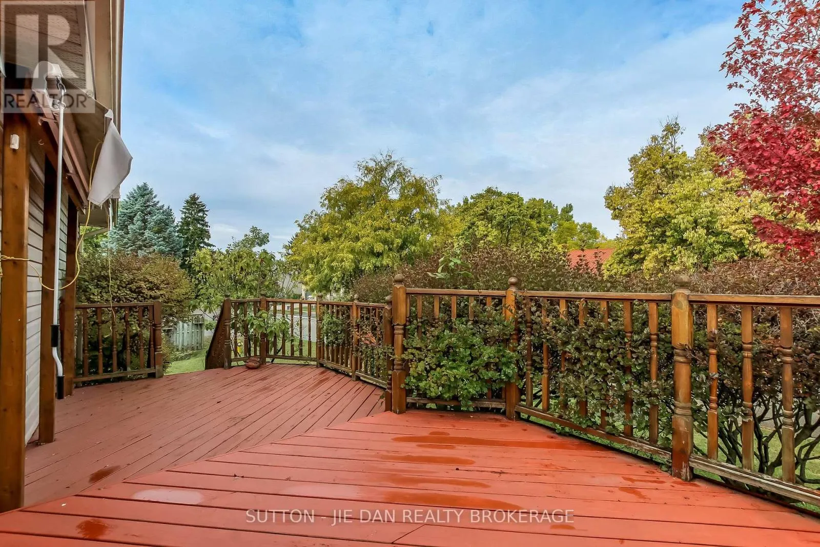 26 STONEYCREEK PLACE
