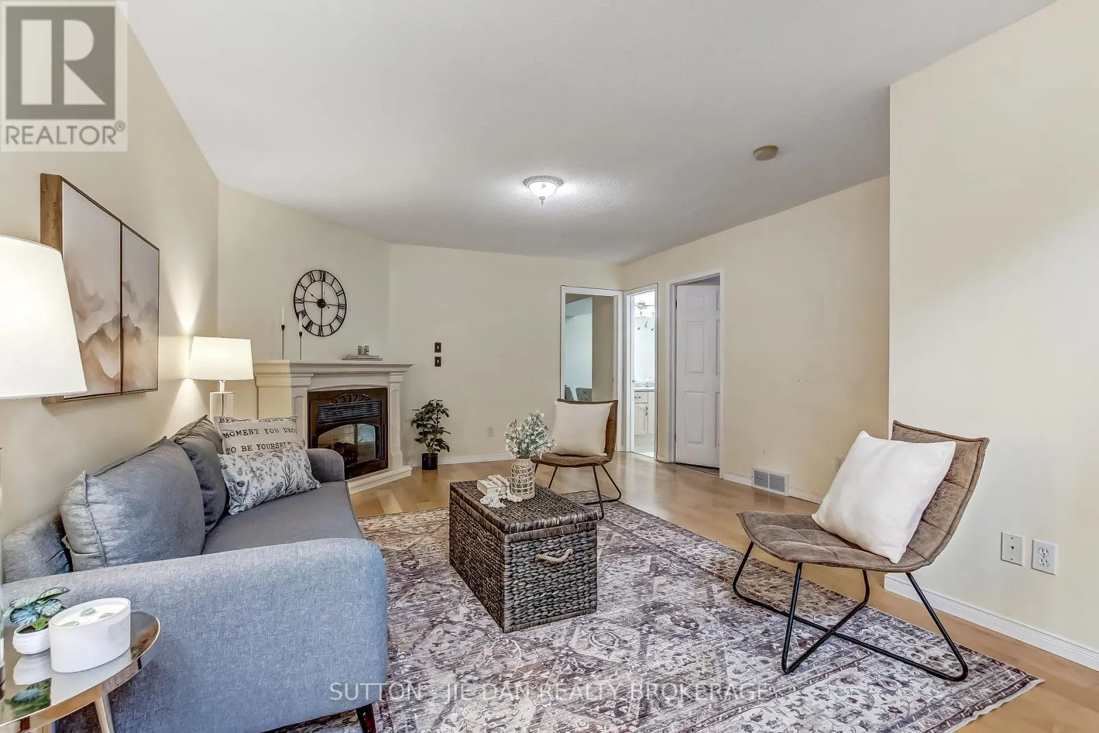 26 STONEYCREEK PLACE