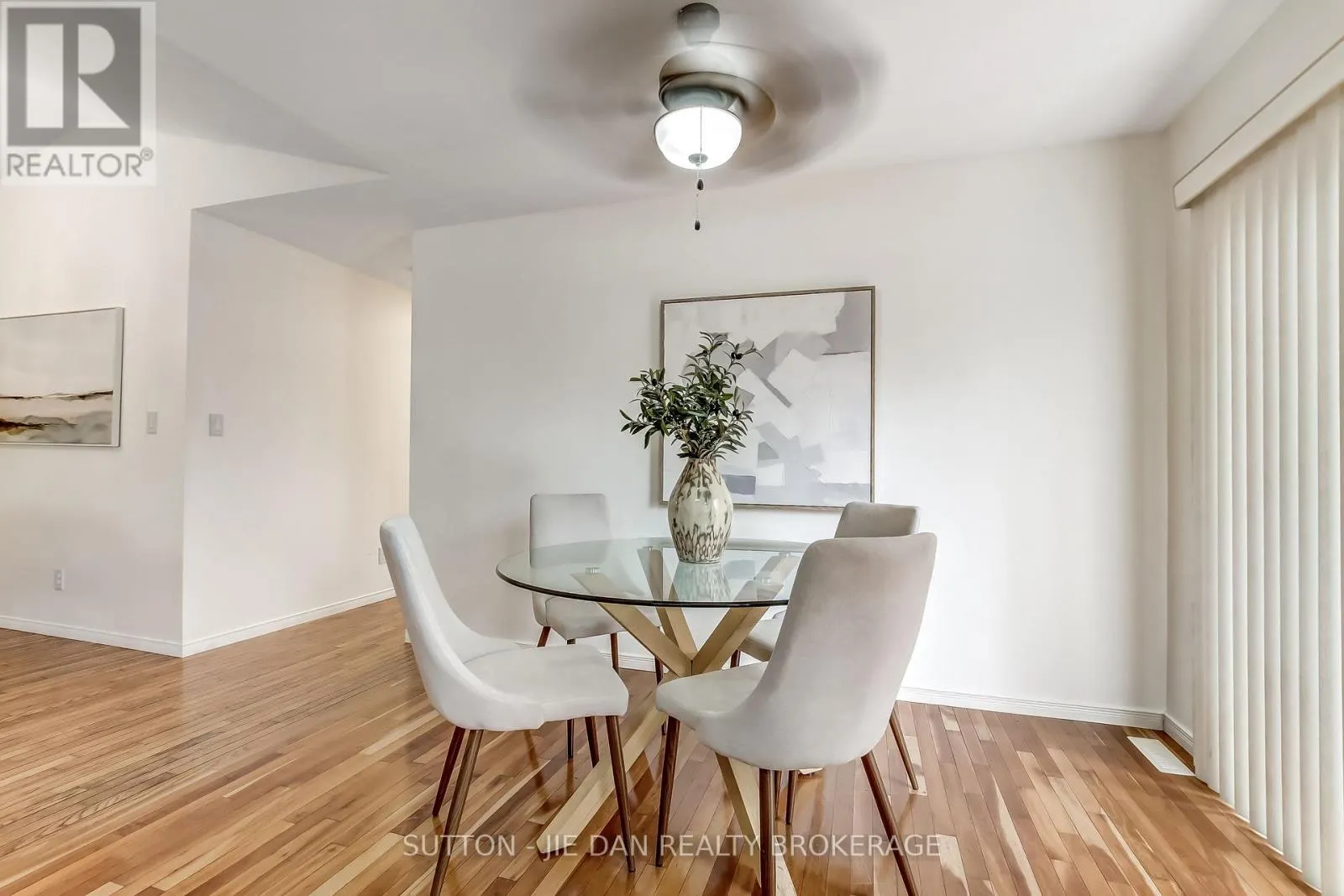 26 STONEYCREEK PLACE