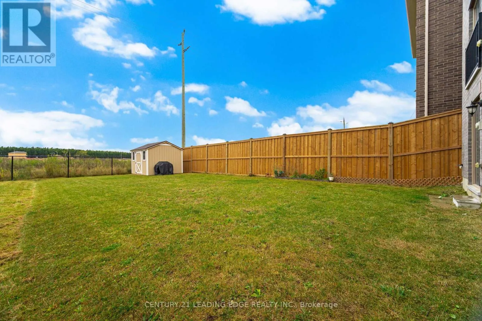 301 RIDLEY CRESCENT