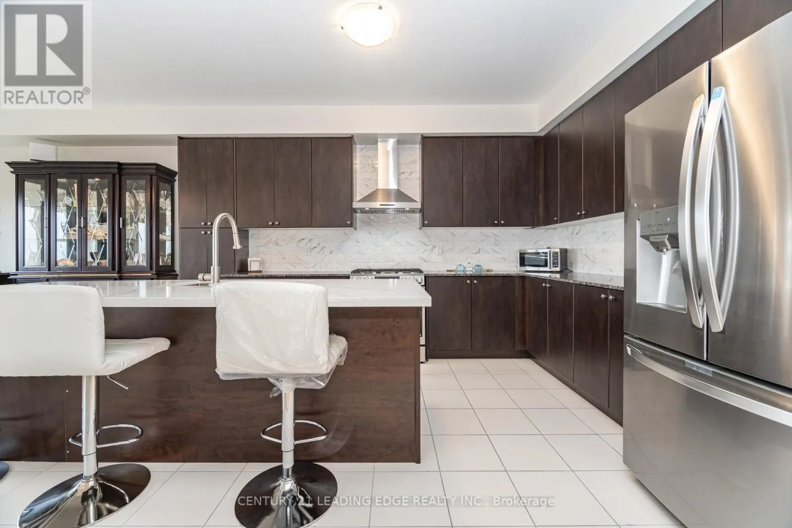 301 RIDLEY CRESCENT