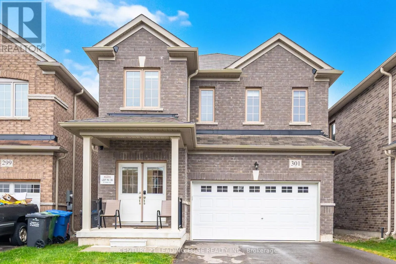 301 RIDLEY CRESCENT
