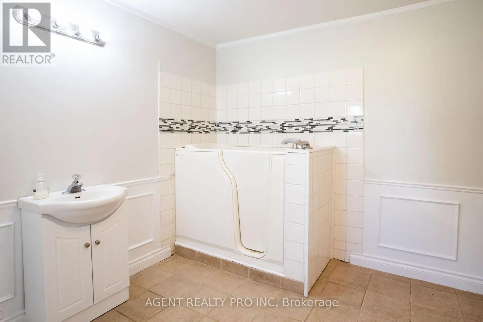 24264 COLDSTREAM ROAD