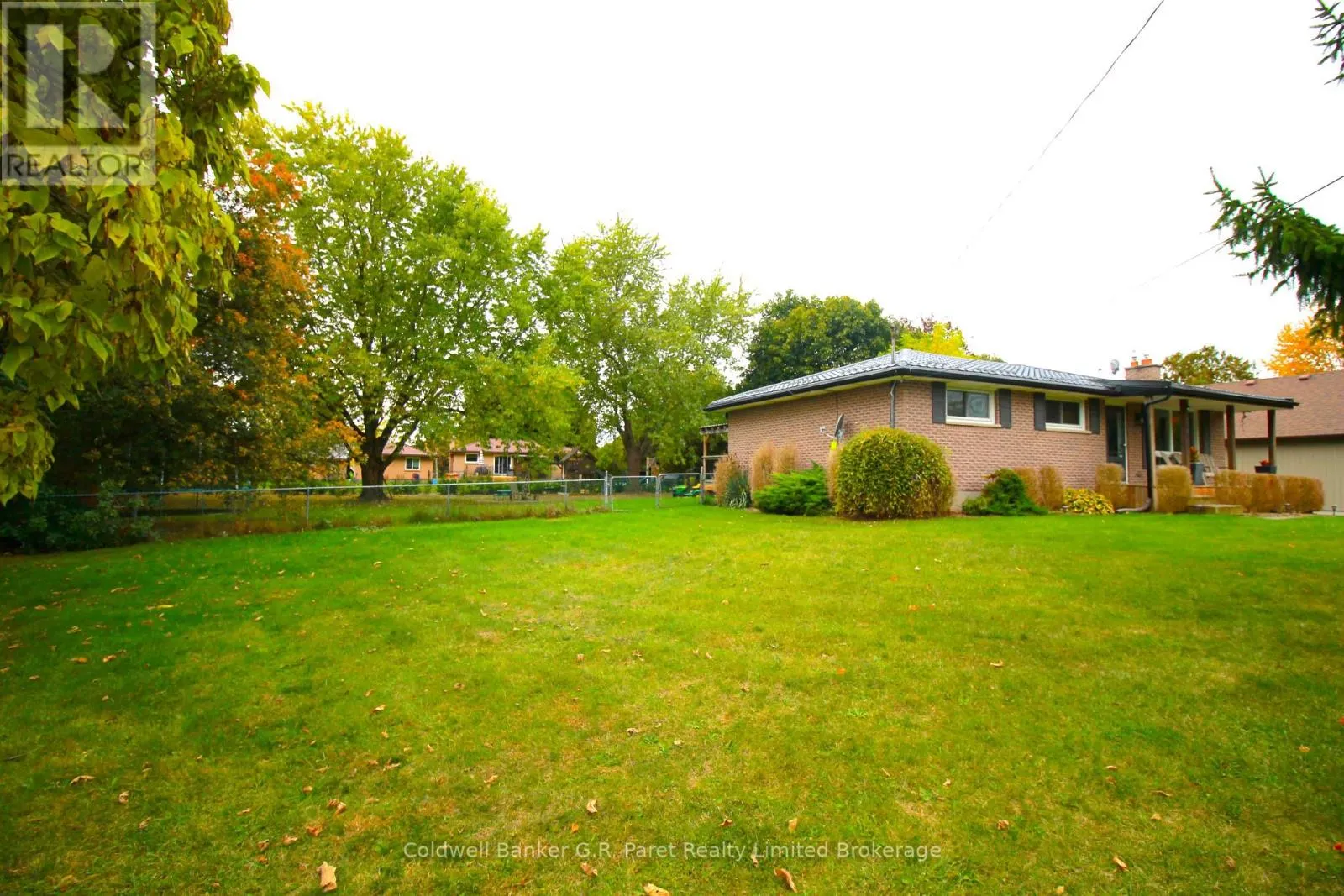 104 SIMCOE CRESCENT