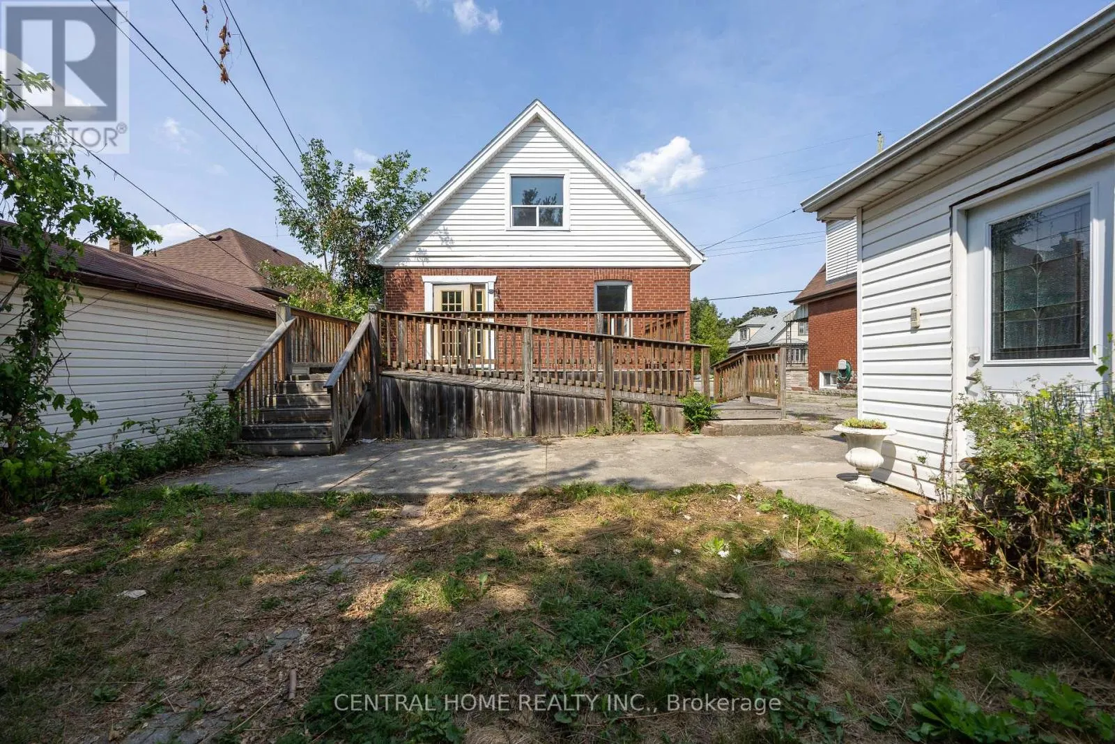 MAIN - 1650 KING STREET E