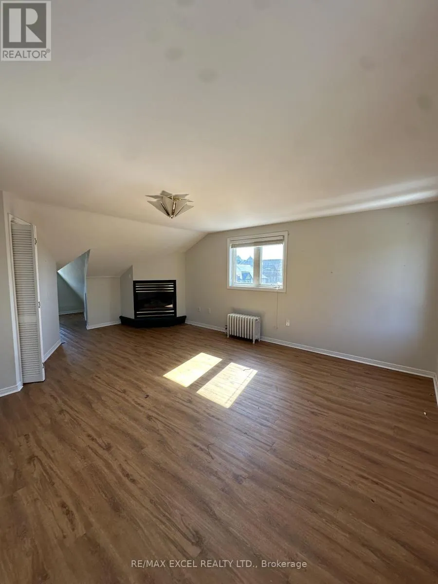 319 DIVISION STREET