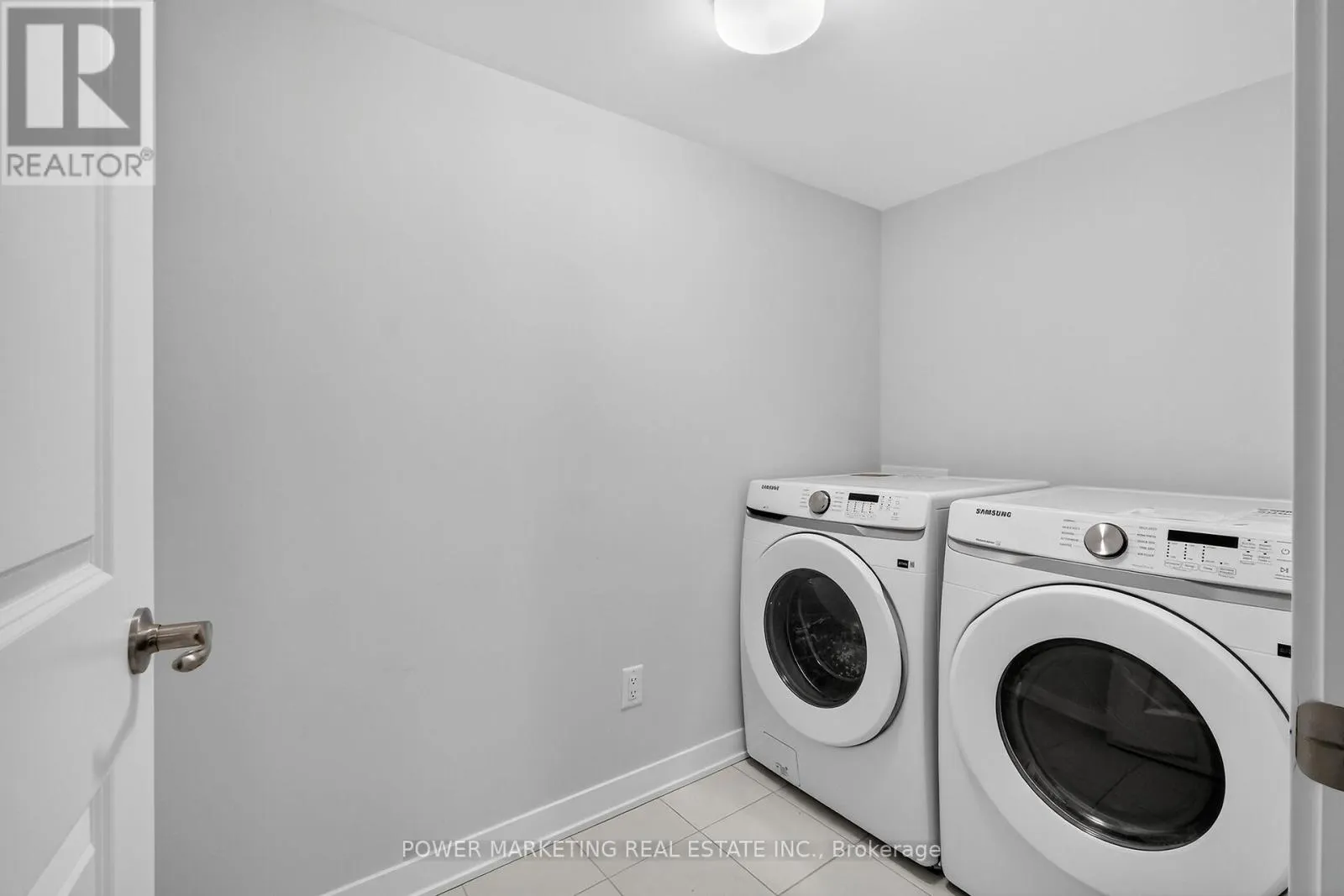 715 HYDRUS PRIVATE