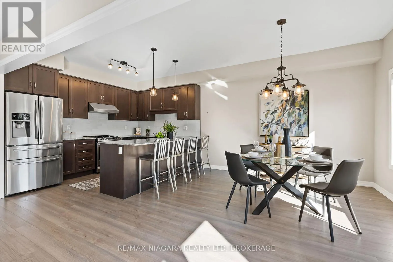 68 DOMINION CRESCENT