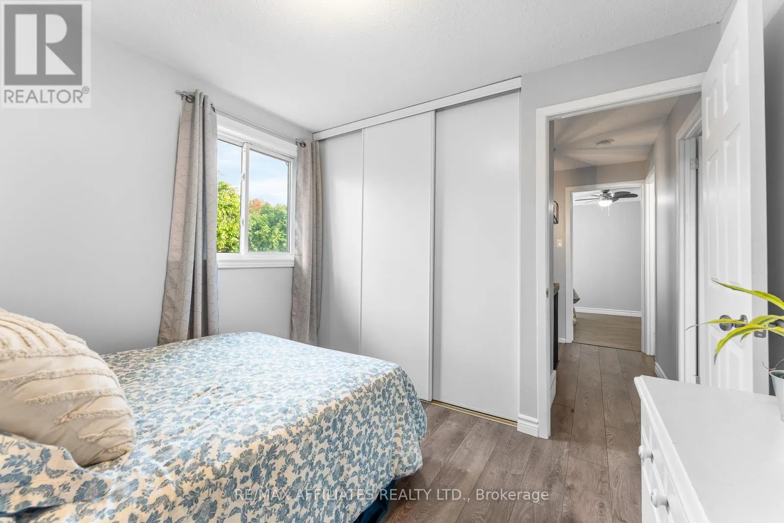 2 TEDWYN DRIVE