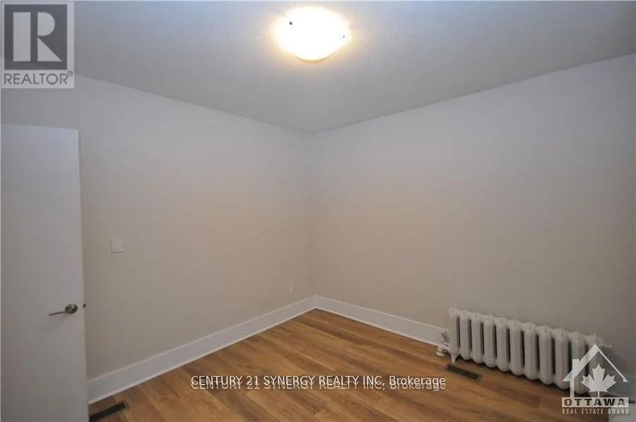 1A - 458 MACLAREN STREET