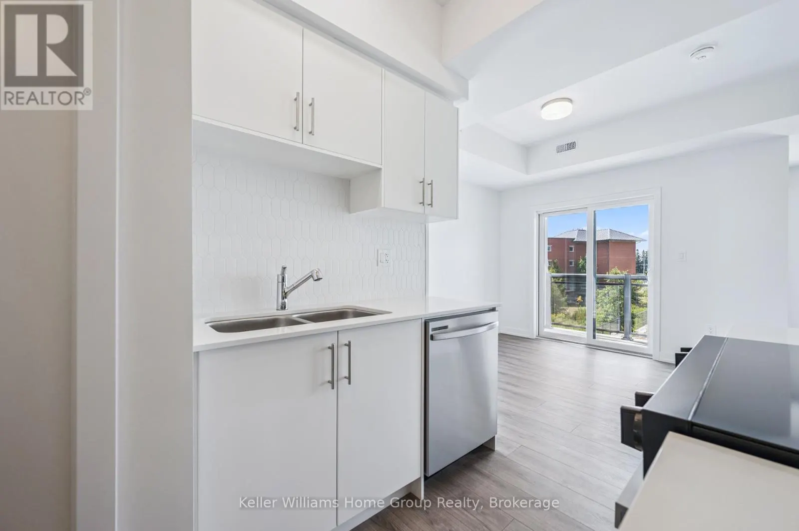 55 - 940 ST DAVID STREET N, #55