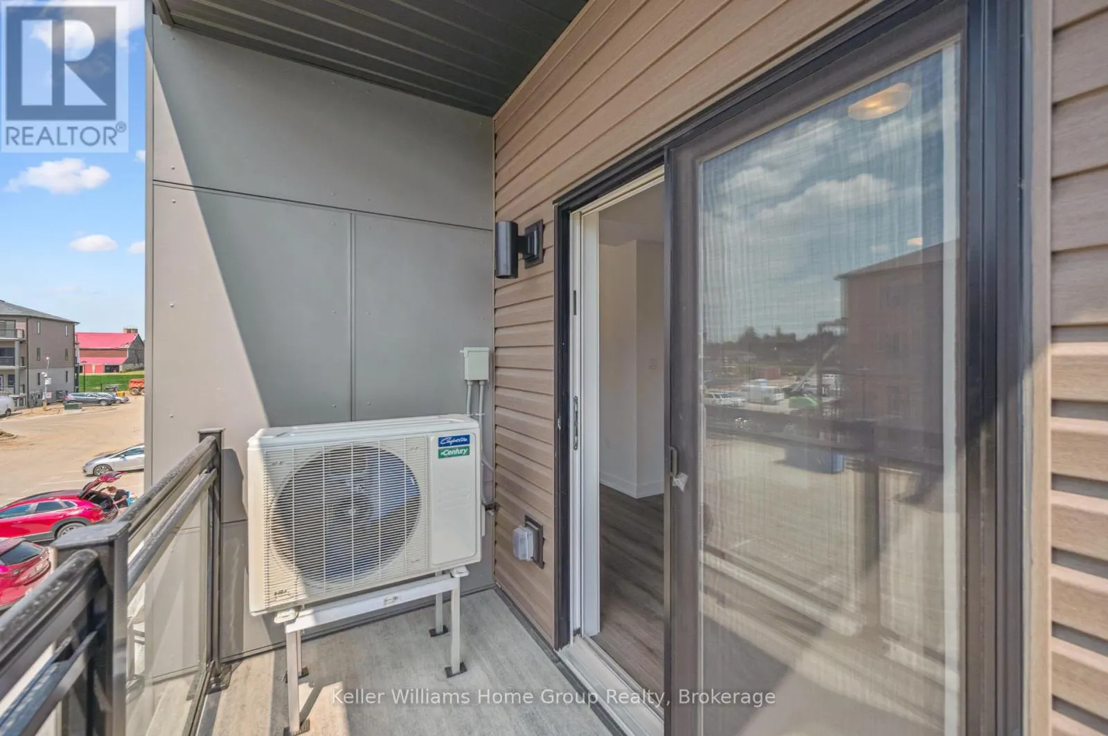 55 - 940 ST DAVID STREET N, #55
