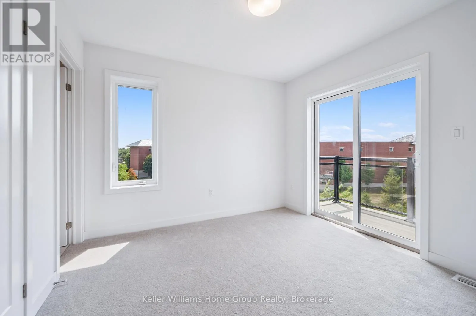 55 - 940 ST DAVID STREET N, #55