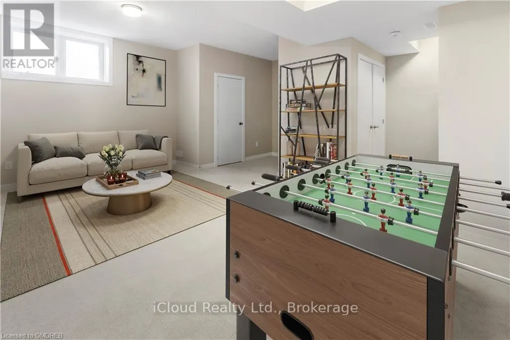 318 CATSFOOT WALK