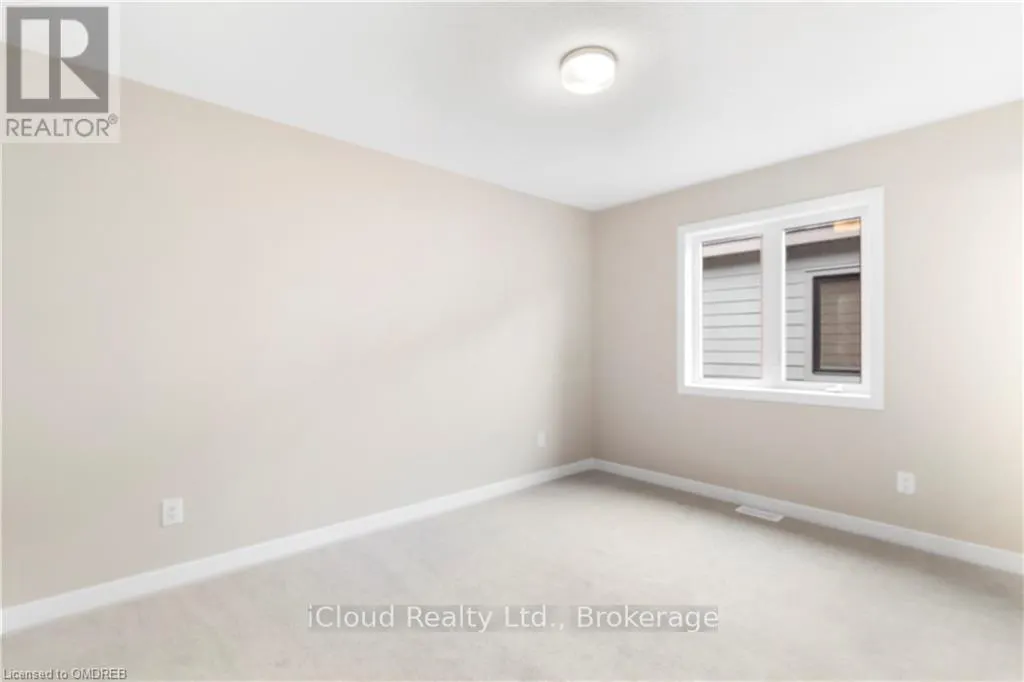 318 CATSFOOT WALK
