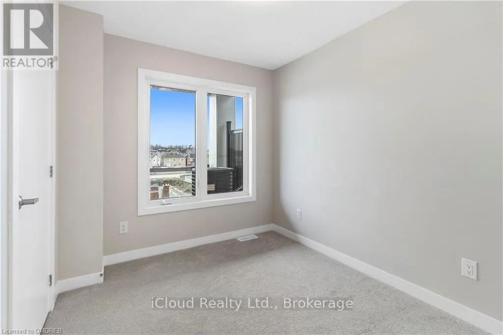 318 CATSFOOT WALK