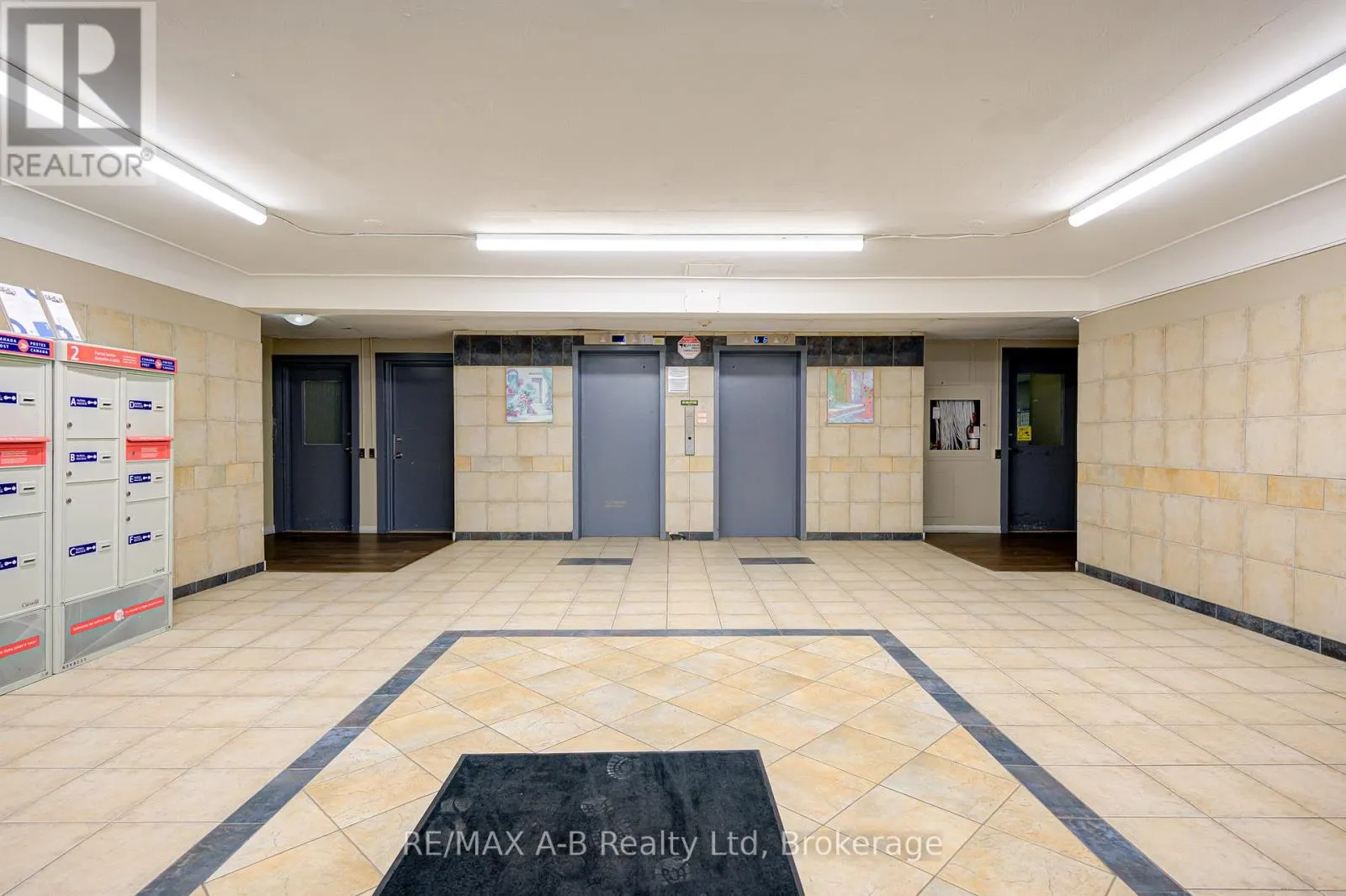 101 - 583 MORNINGTON AVENUE, #101