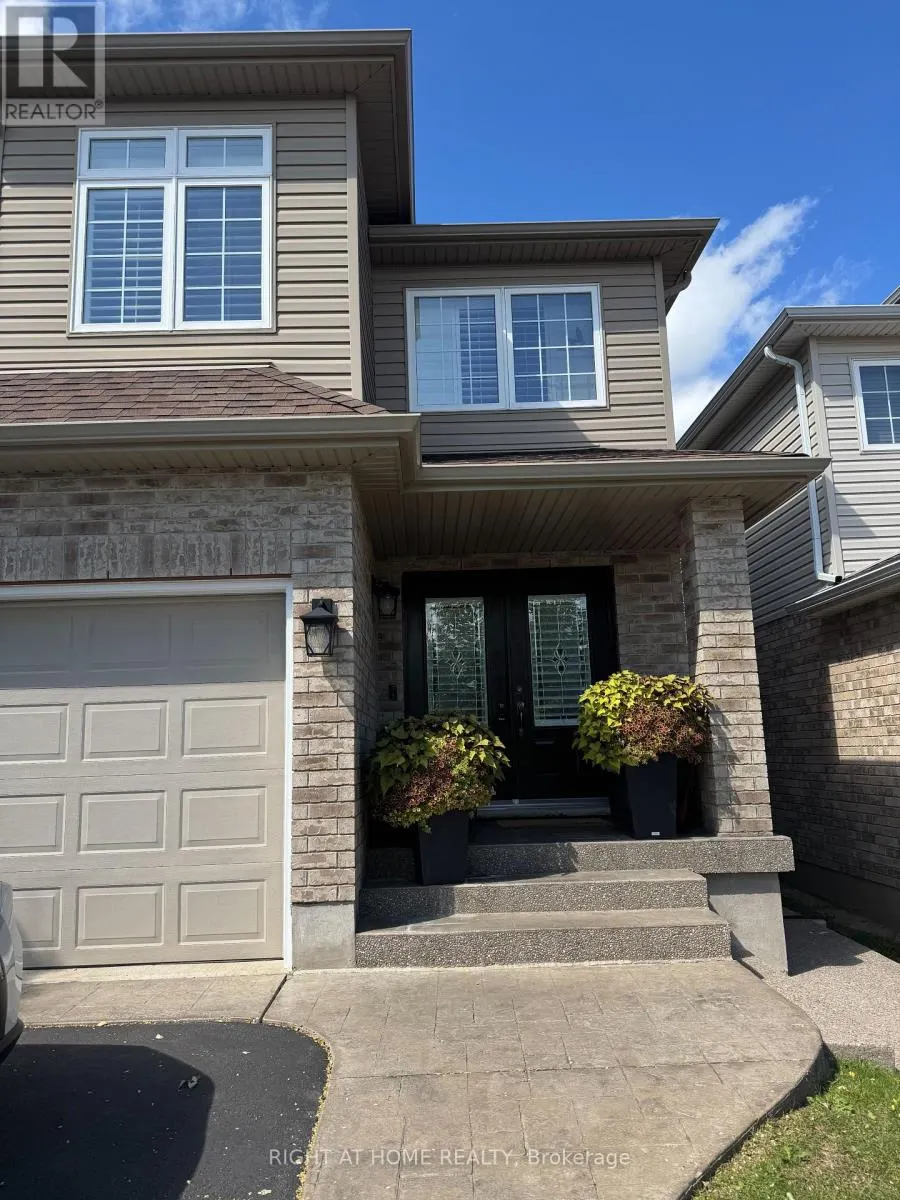 LOWER - 174 CURZON CRESCENT
