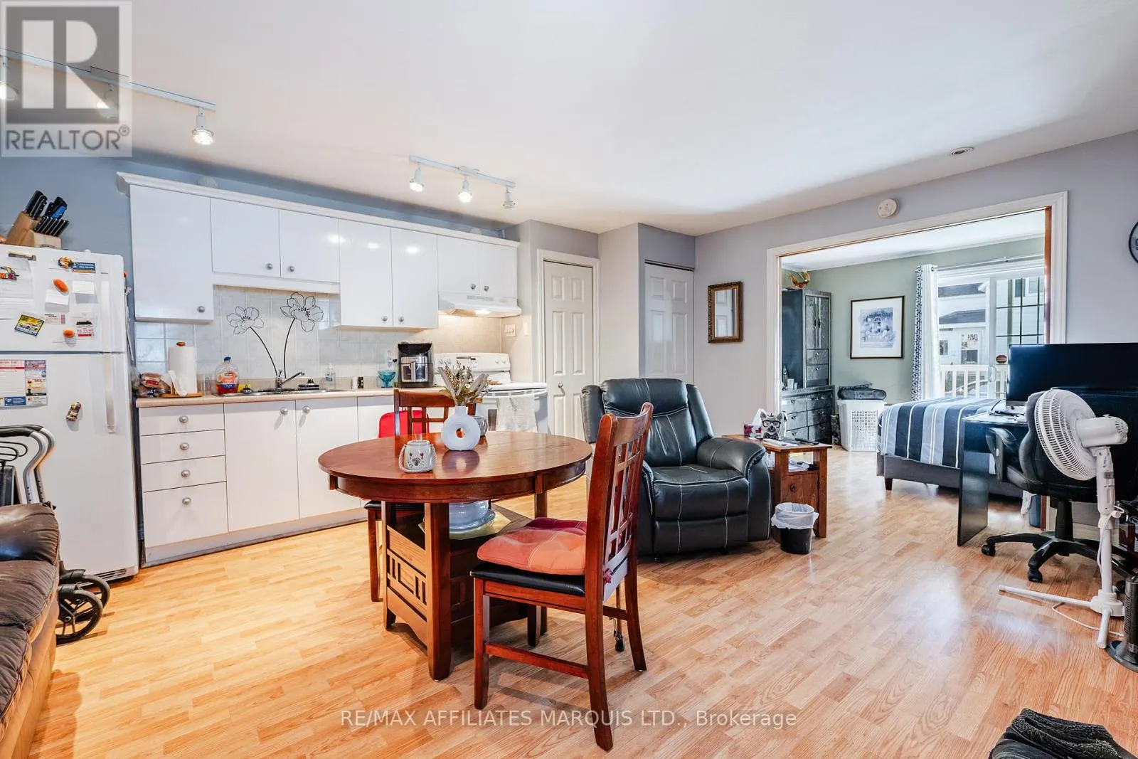 311 SIXTH STREET E