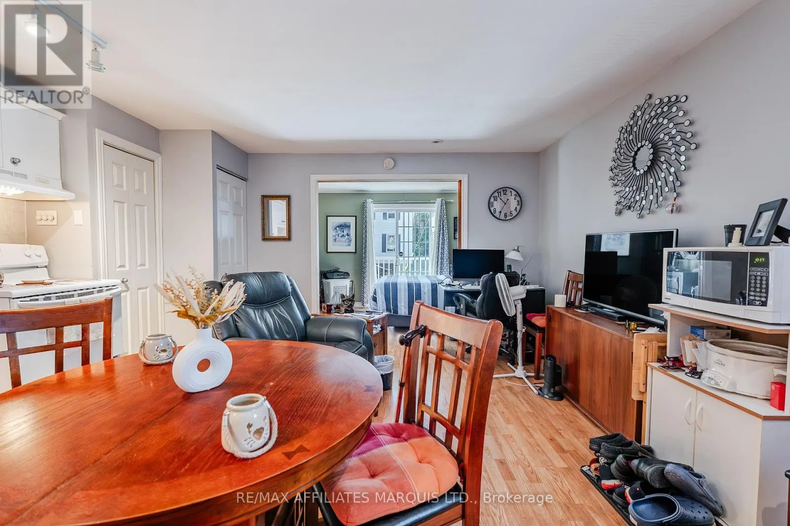 311 SIXTH STREET E