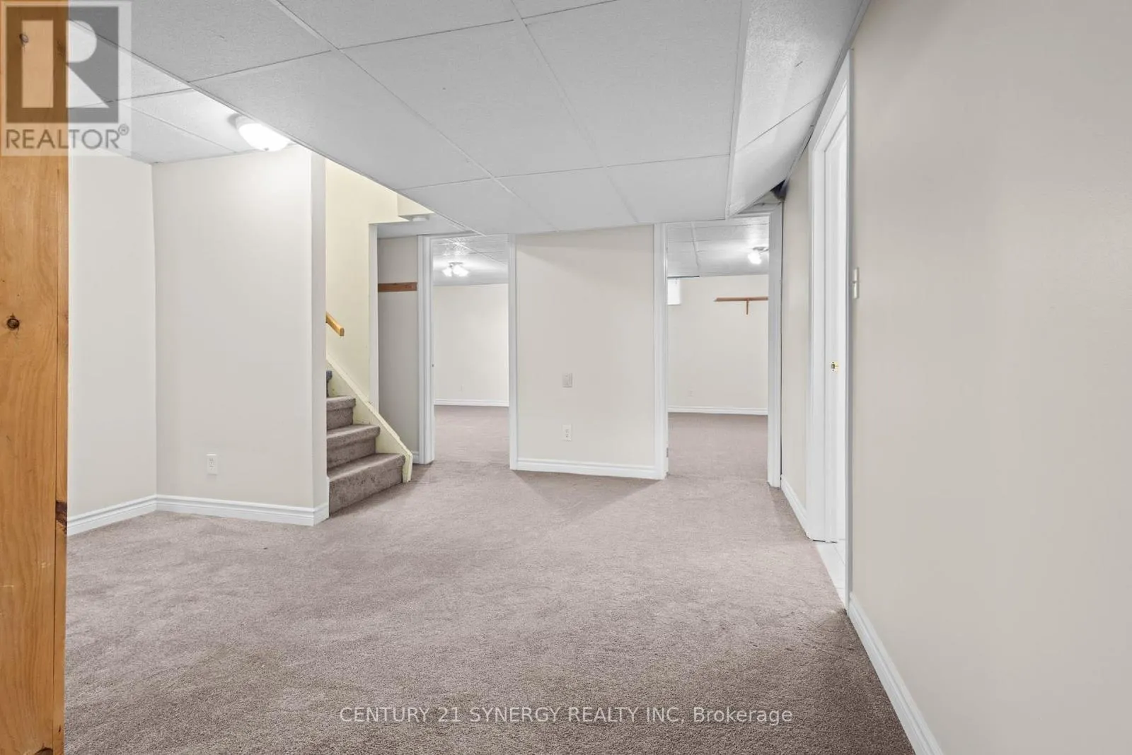 20 PARKSIDE CRESCENT