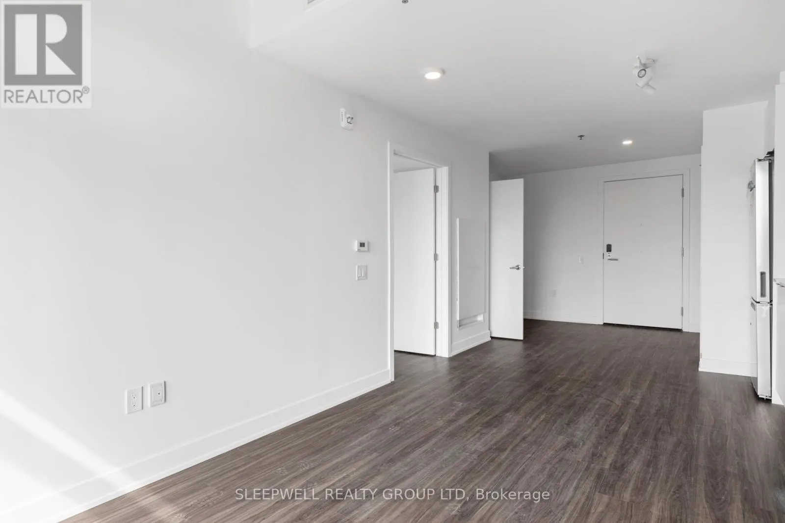 409 - 820 ARCHIBALD STREET